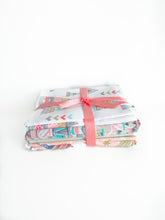 Fabric Bundle (5pcs) - Lace Flower - 45 x 53cm (18in x 21in) (Sold By 1/2 Meter)
